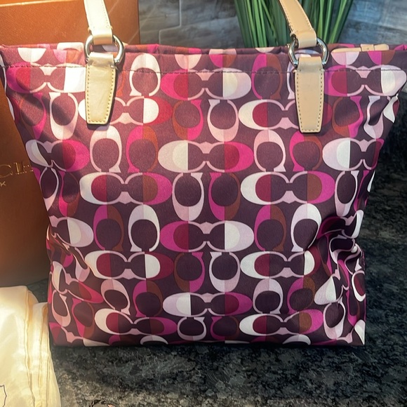 Coach Nylon signature Tote EUC Spring Dustbag Box Included - Picture 6 of 11